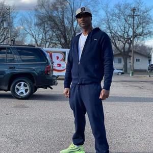 Meet your Posher, Joe